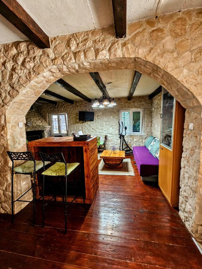 Dalmatia Rustica Comfortable One Bedroom+Fireplace Zadar Bagian luar foto